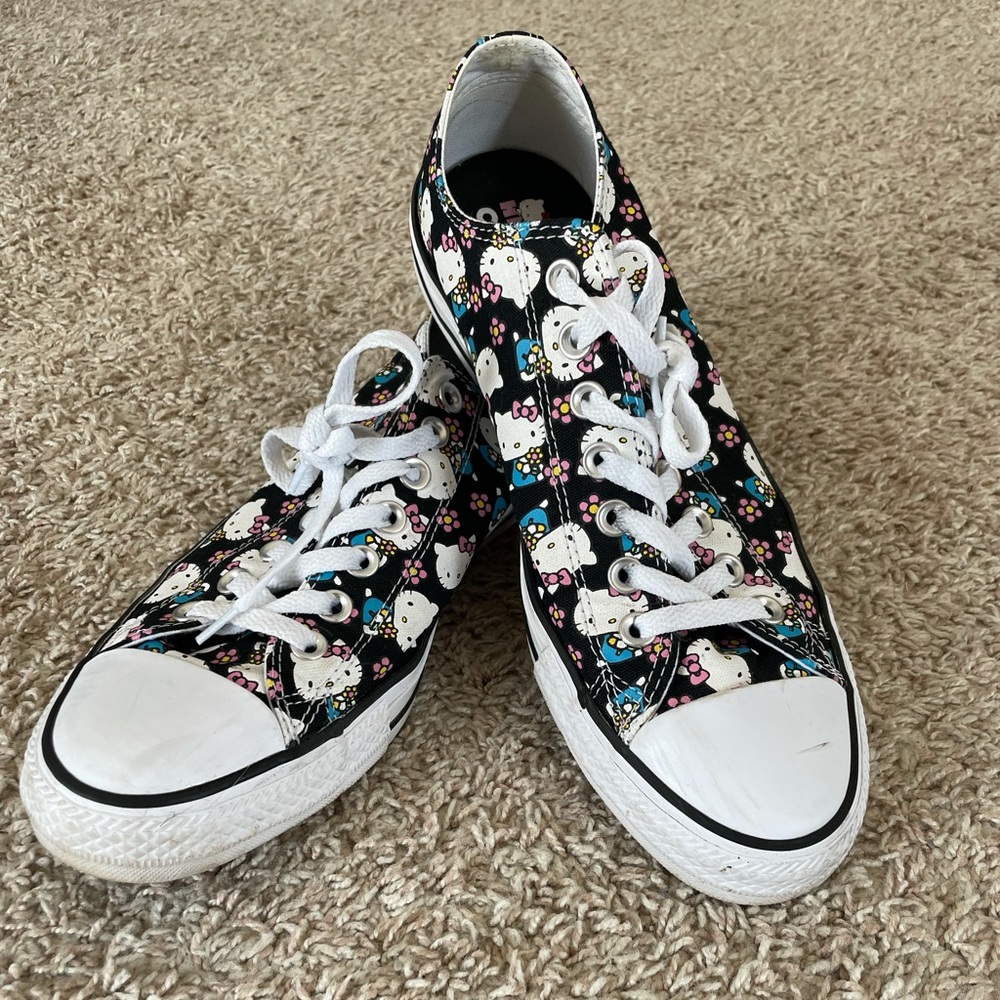 Hello Kitty Converse Limited Edition Chuck Taylor